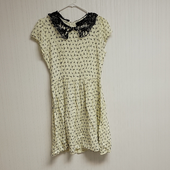 Penny Dreadful Cream Rayon Dress With All Over Scorpion Pattern. Womens Med - Picture 1 of 6